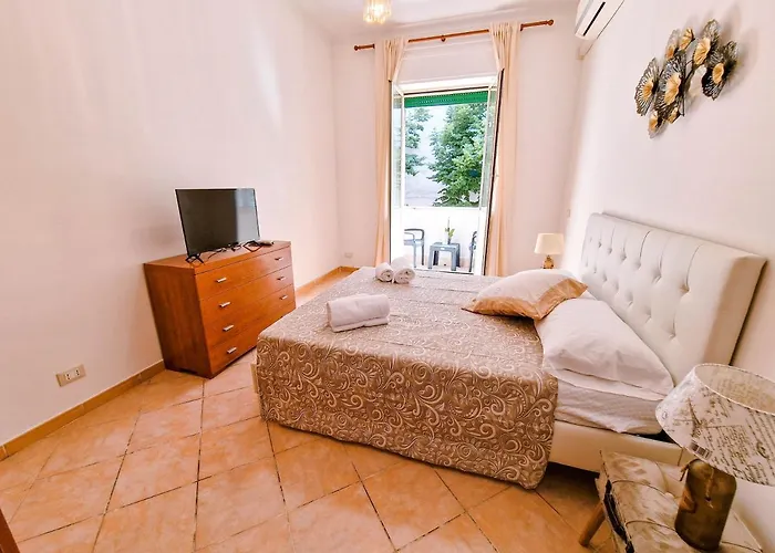 Apartment Vatican Shelter *